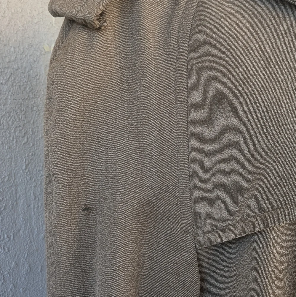 Burberry Women's Double-Breasted Trench Coat in Taupe - Picture 14 of 16